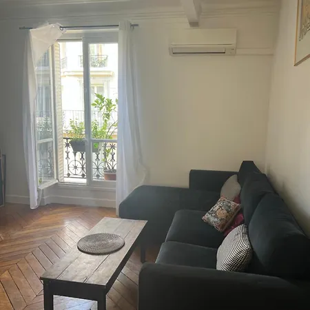 Arc De Triomphe 4*